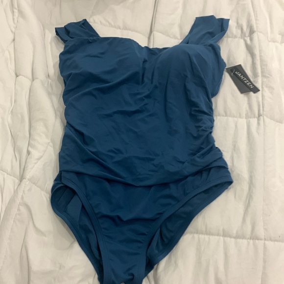Jantzen Other - Woman’s bathing suit